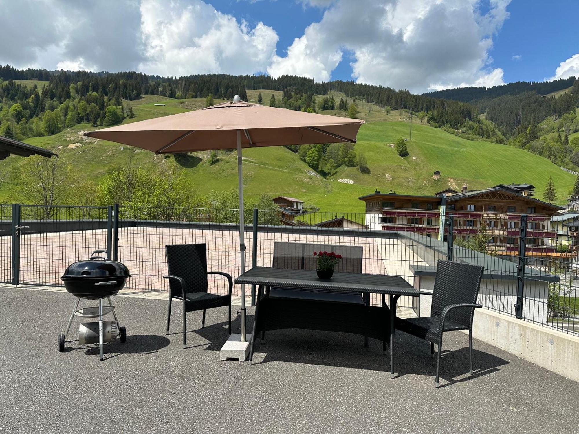 Willi'S Studio Saalbach-Hinterglemm Bagian luar foto